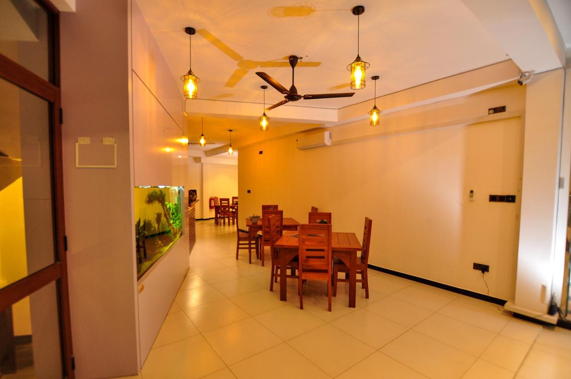 Sachinro Hotel Mirissa Extérieur photo