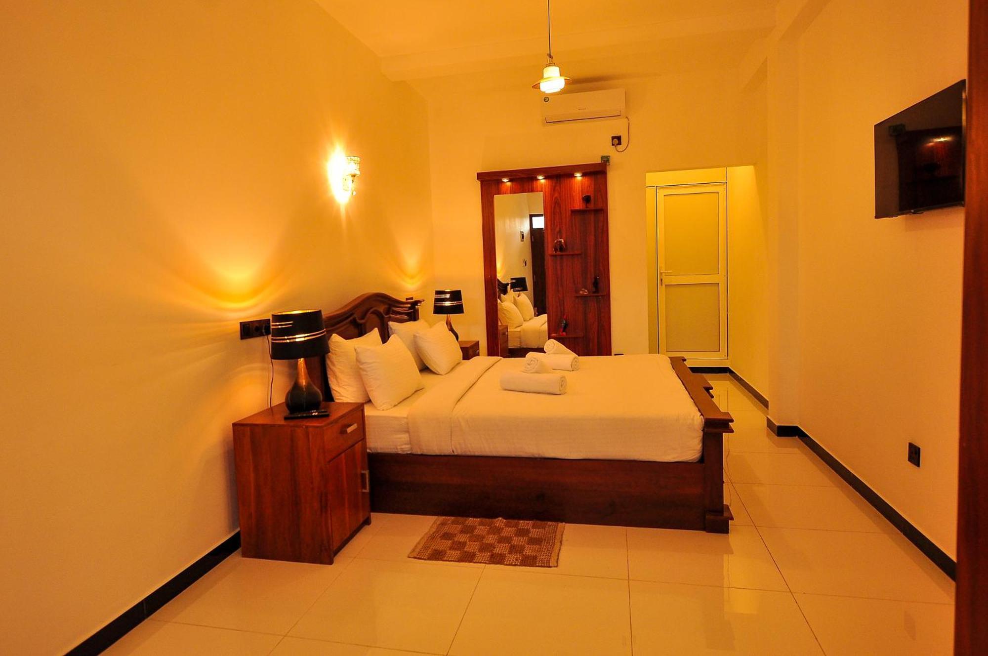 Sachinro Hotel Mirissa Extérieur photo
